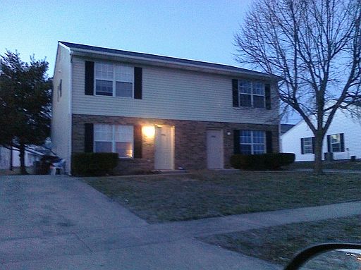 1st image of 1014-1016 Hickory Hill Dr