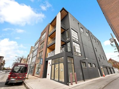 2115 N Damen Ave #3E, Chicago, IL, 60647