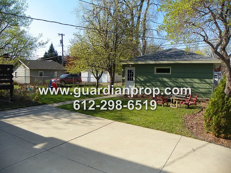 983 Edmund Ave — Photo 25