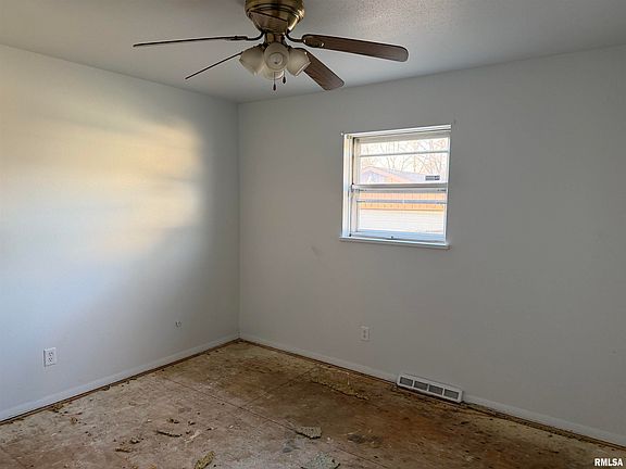 4th image of 2325 Sutherland Rd