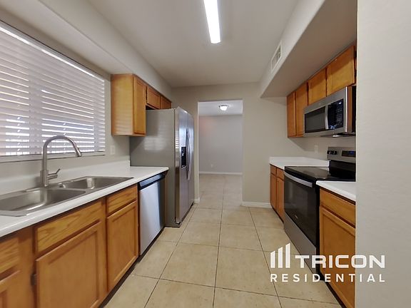 5th image of 8602 W Sells Dr
