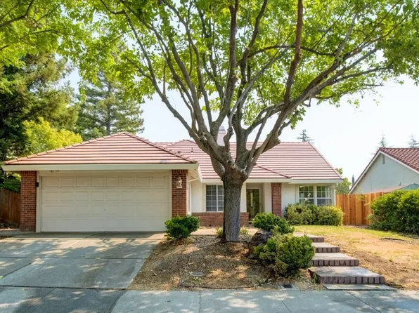 596 Rambleton Drive, Vacaville, CA 95688