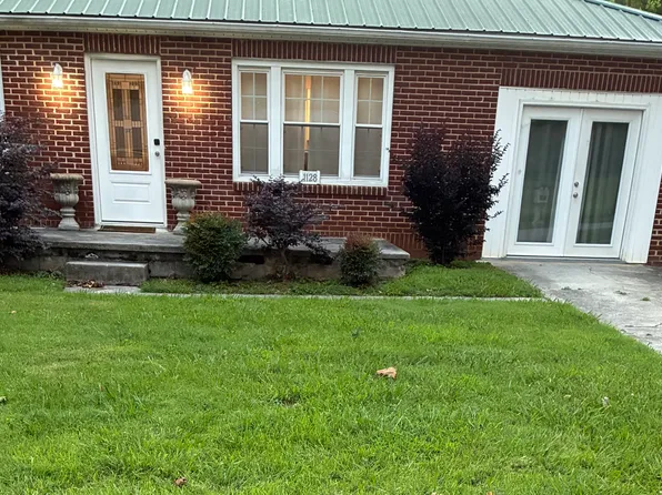 1128 W 4th North St, Morristown, TN 37814
