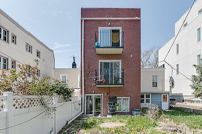 1st image of 3267 37th St