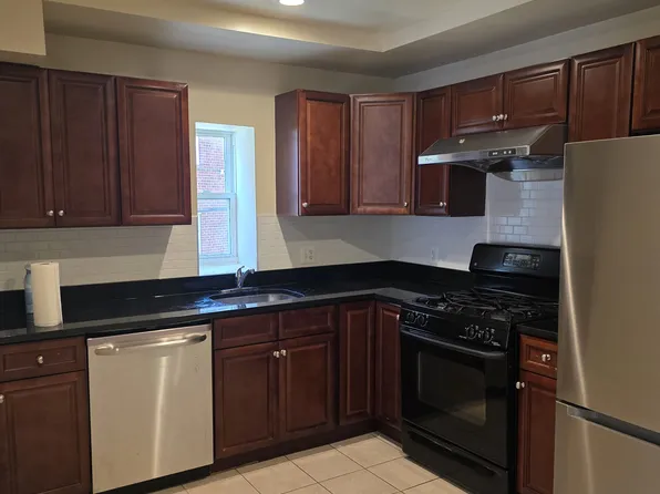 8314 Roanoke Ave, Takoma Park, MD 20912