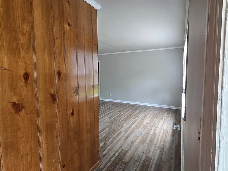 2367 Danbury Dr — Photo 17