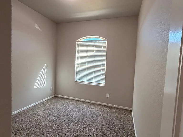 7507 Orion Rd — Photo 10