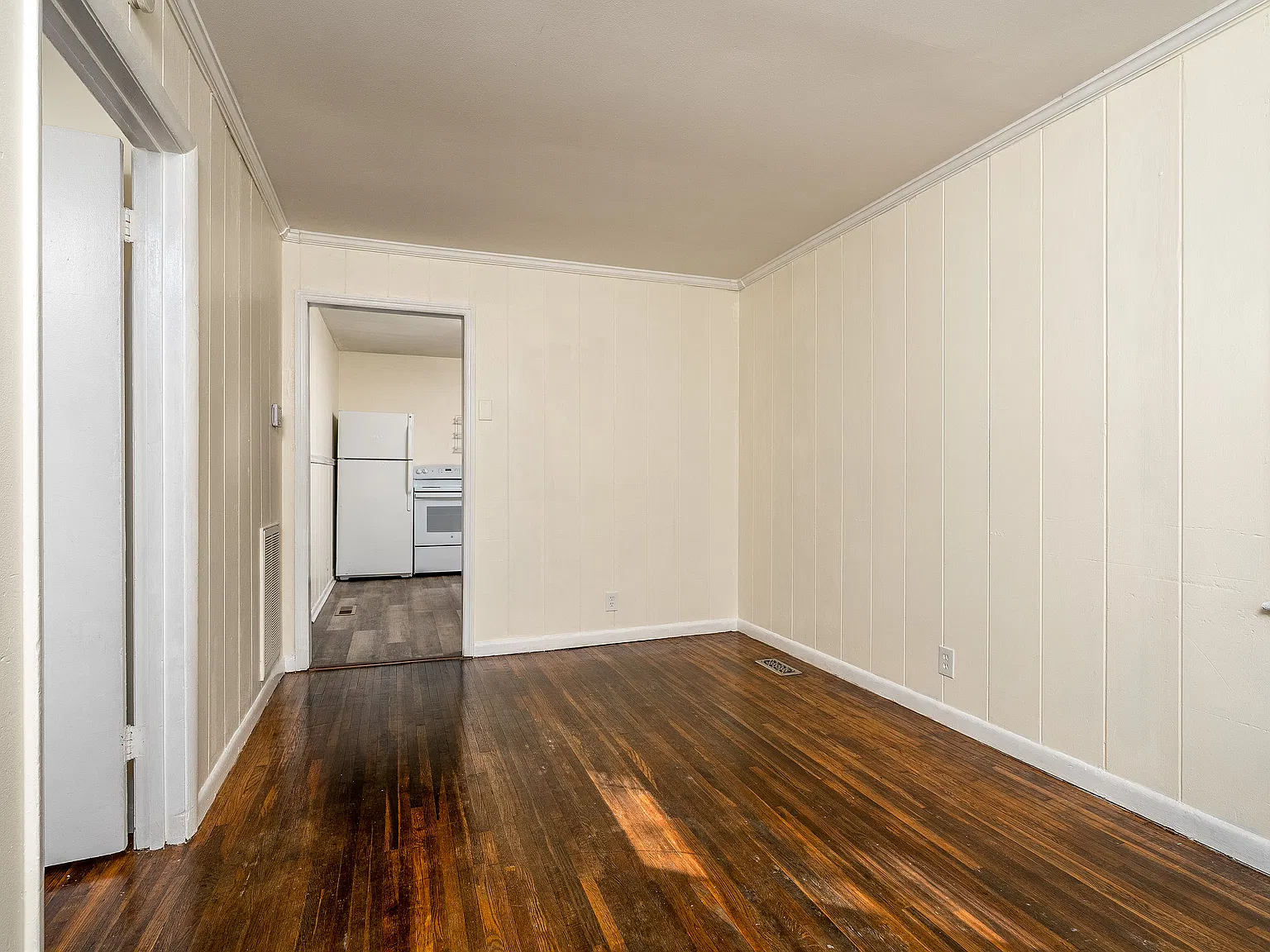 2 bed, 667 sqft, $1,350 — Photo 4
