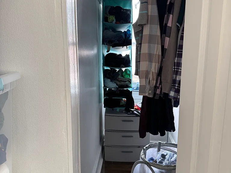 3145 S May St #2R — Photo 6
