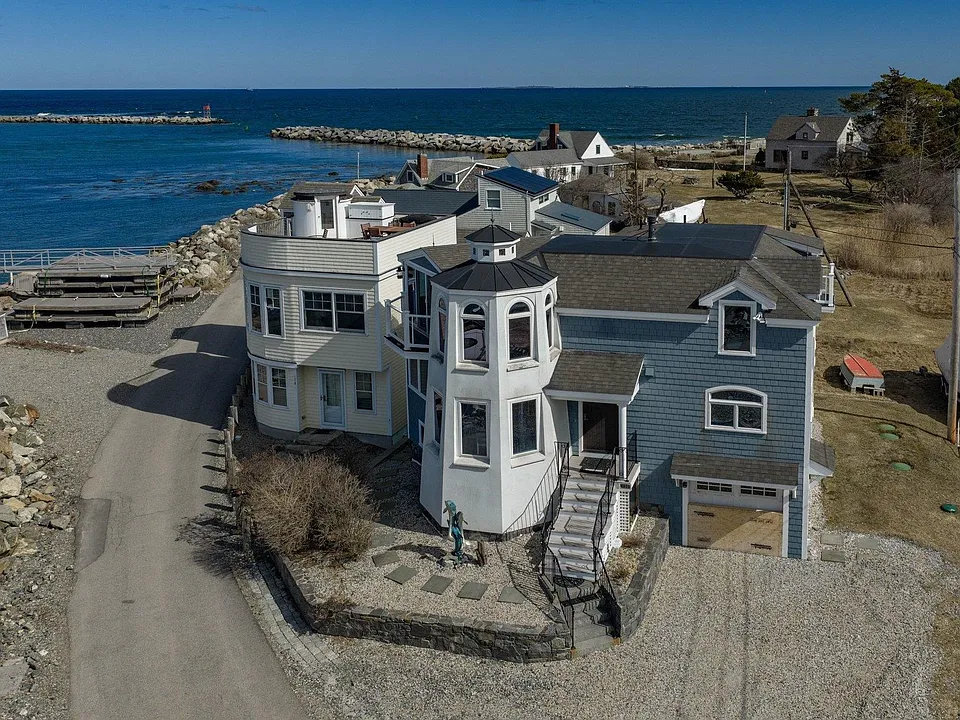 130 Harbor Rd