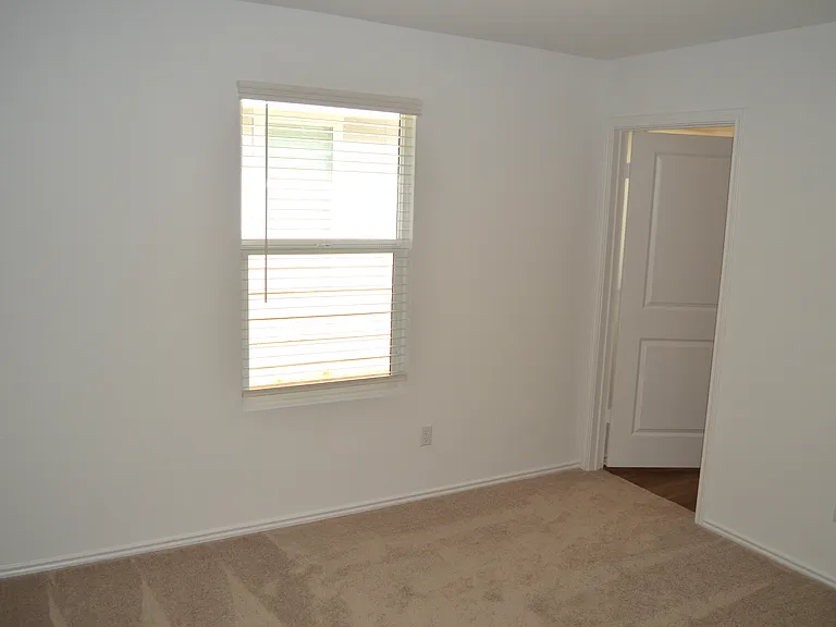 1505 Marley Way — Photo 4
