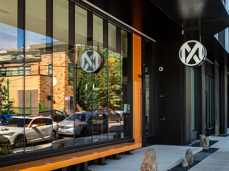 MERX Slabtown — Photo 26