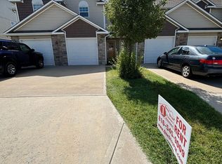 234 Pointe Ln, Raymore, MO 64083