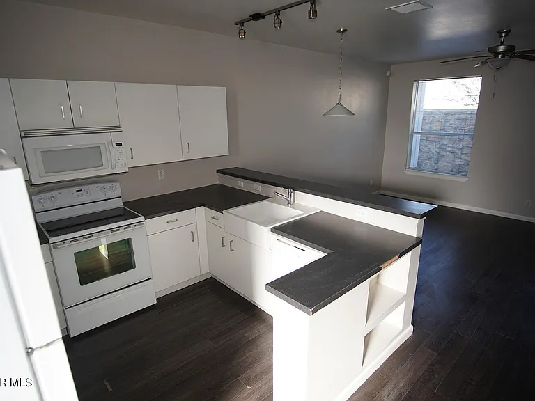 6262 Woodrow Bean Transmountain Dr #7 — Photo 5
