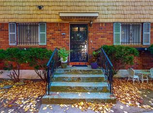 10906 Lakewood Ave, Jamaica, NY 11435