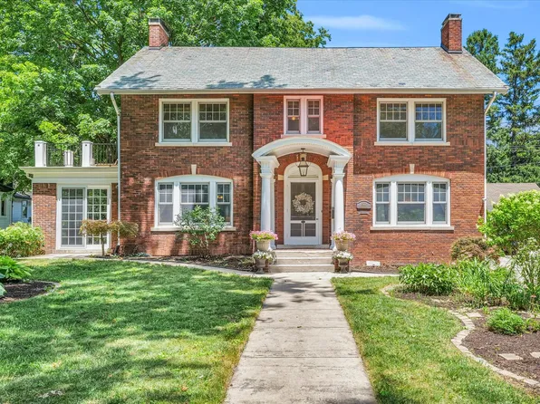 802 W University Ave, Champaign, IL 61820