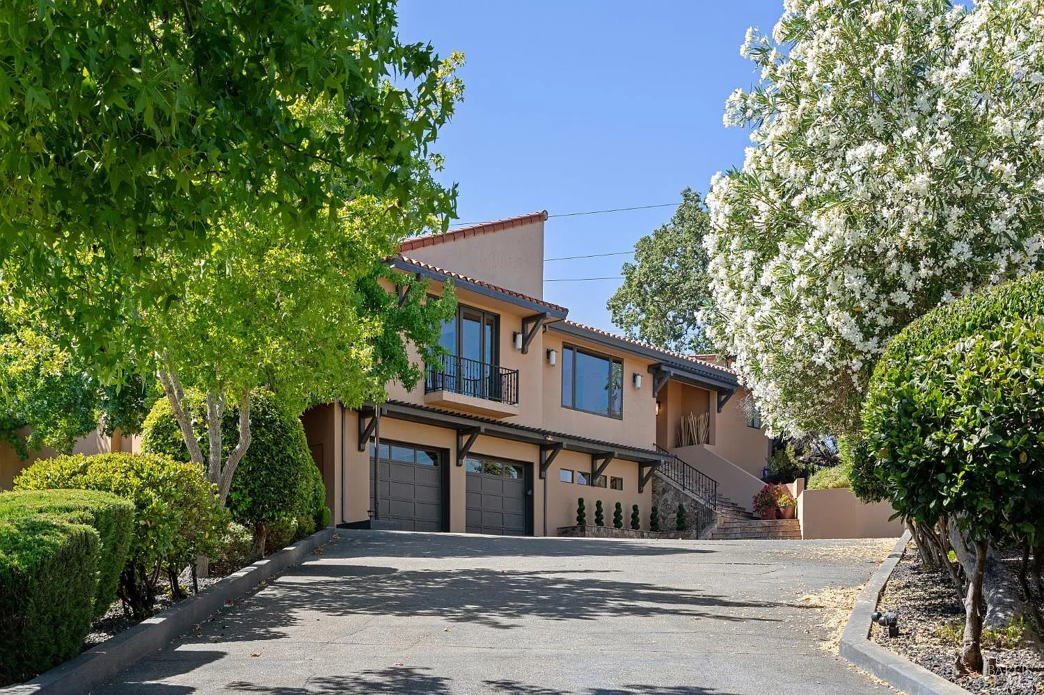 1685 Estee Avenue - Photo 7