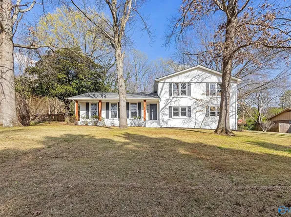 8039 Navios Dr SE, Huntsville, AL 35802