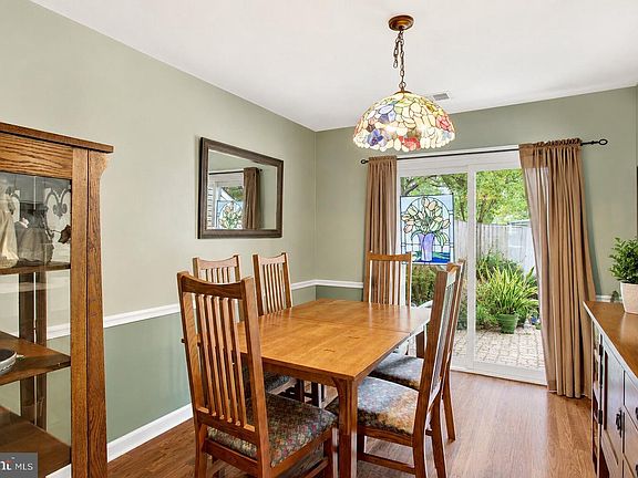5th image of 15742 Piller Ln