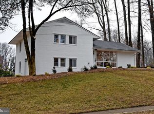 5540 Belfast Pl, Springfield, VA 22151