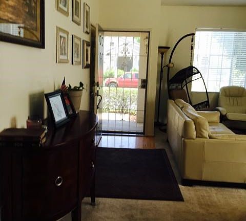 2nd image of 5245 Melbourne Pl