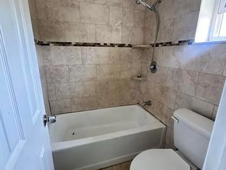 5614 Blueberry Ct — Photo 11