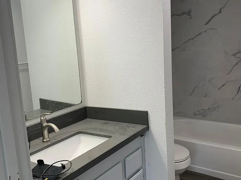 861 4th Ave N #102 — Photo 6