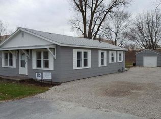 3706 40th Ave, Moline, IL 61265