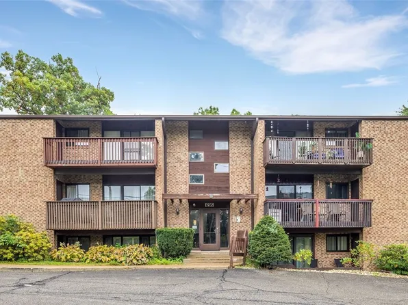 1205 Dutilh Rd APT 7, Cranberry Township, PA 16066