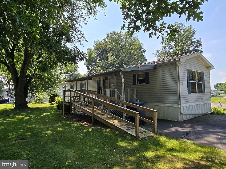 1st image of 123 Valley Dr #123