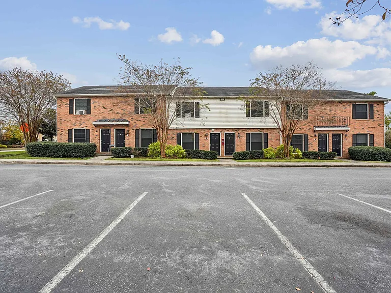 Palmetto Creek Townhomes — Photo 25