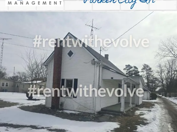 227 E Washington St, Parker City, IN 47368