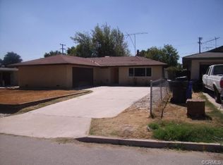 9720 Dumond Dr, Bloomington, CA 92316