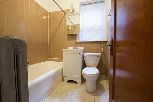 7801-11 S Kingston 2541-45 E 78th Chicago, IL 60649 Photo 1