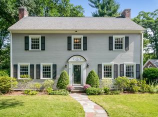 24 Wendover Rd, Longmeadow, MA 01106