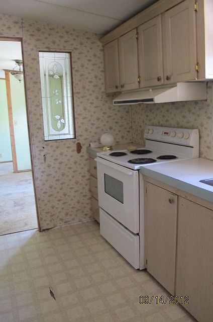 2nd image of 3916 Adair Rd