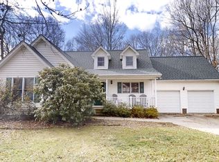113 Holly Ridge Ln, Mebane, NC 27302