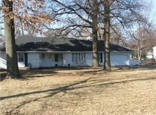 4334 Blue Ridge Blvd, Kansas City, MO 64133