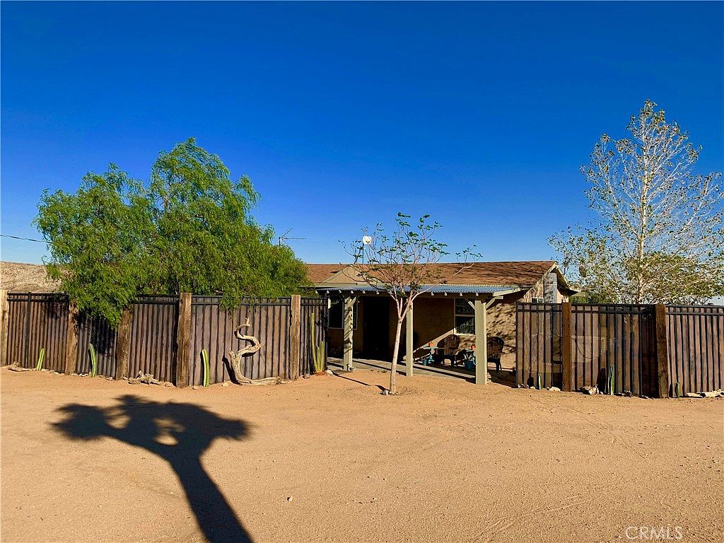 2585 Shawnee Trl, Landers, CA 92285 MLS CV23029257 Zillow