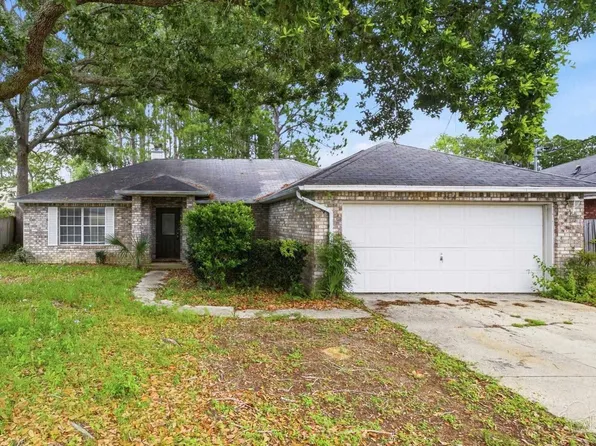 2678 Hidden Estates Cir, Navarre, FL 32566
