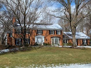 12 Dunleith Dr, Saint Louis, MO 63124