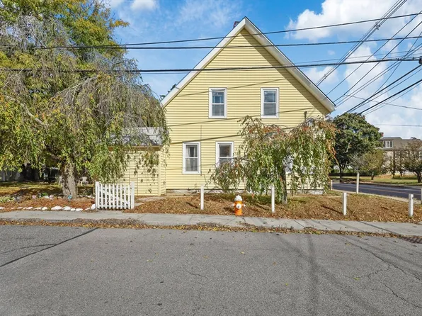 249 Union St, Franklin, MA 02038