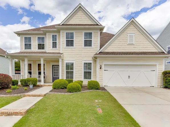 6438 Hickory Branch Dr, Hoschton, GA 30548