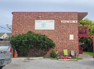 3714 Avenue S, Galveston, TX 77550