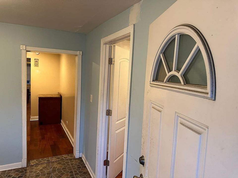 Back door entrance to mudroom