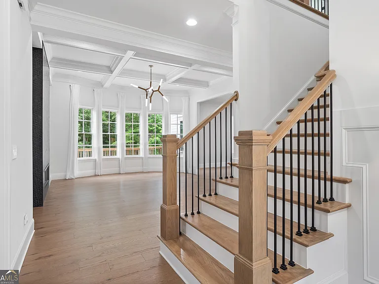 2045 Kent Ct — Photo 18