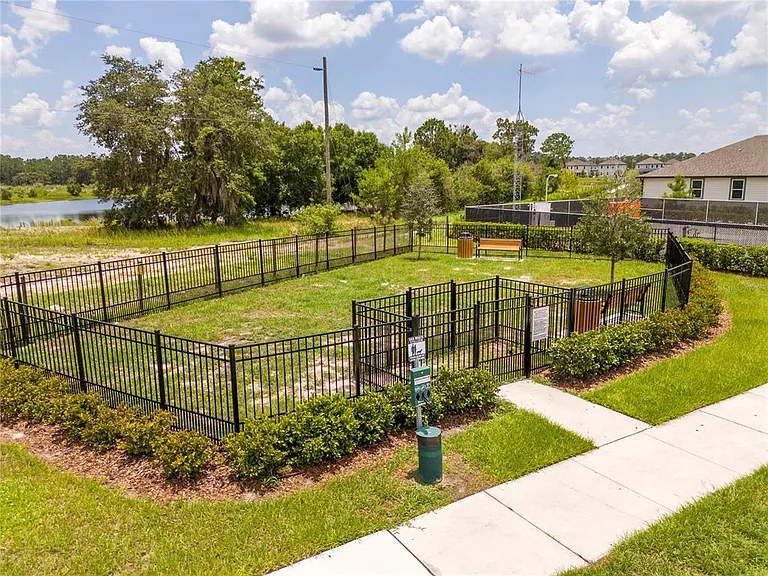 2184 Broadbrook Dr — Photo 13