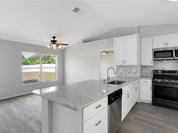 4th image of 15407 Lafite Ln