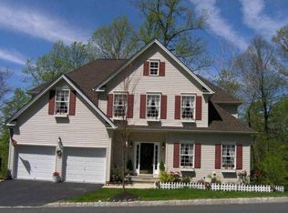 114 Dogwood Way, Hackettstown, NJ 07840