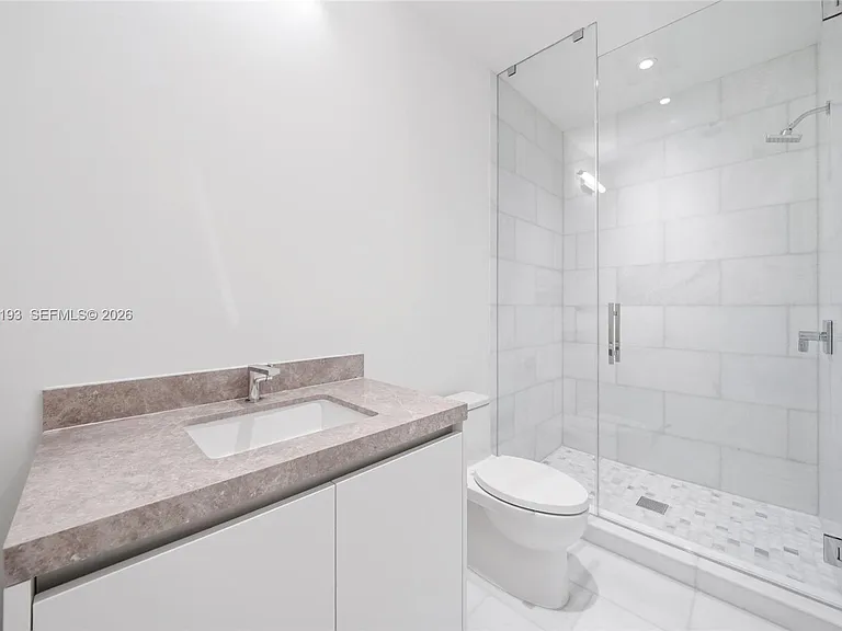 175 SE 25th Rd #1403 — Photo 16